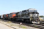 NS 4011 prepares to lead train 351 out of Glenwood Yard